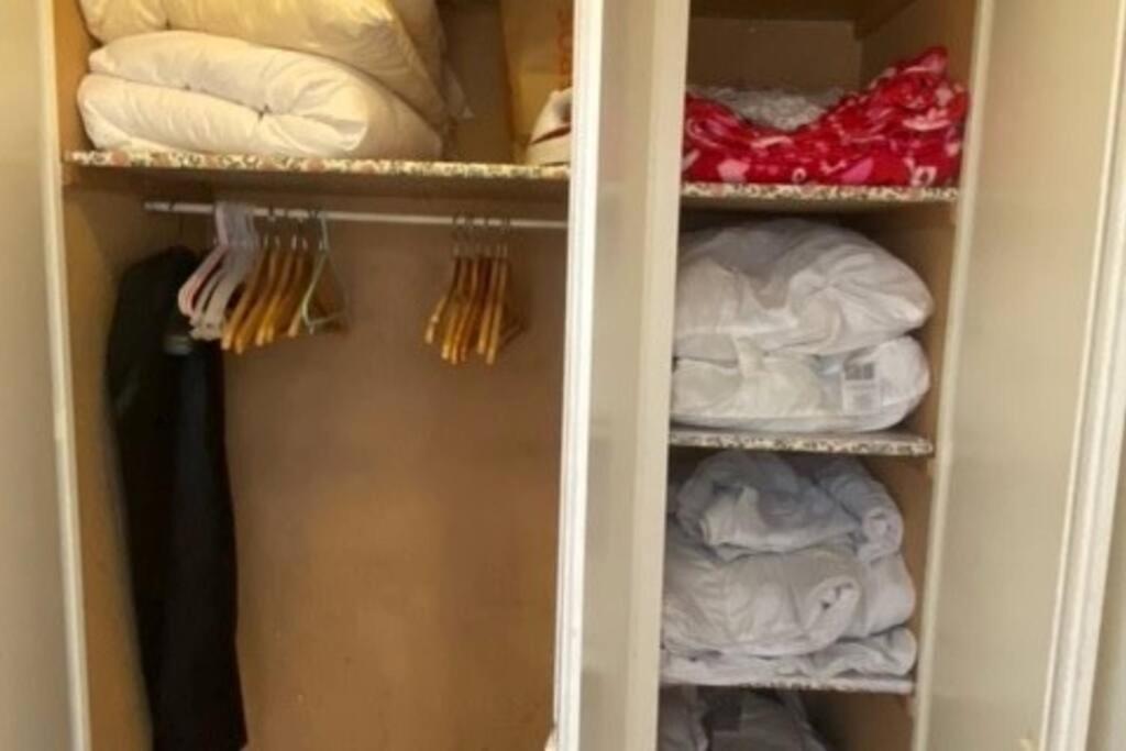 Apartamento : Proche Lac, Onu Et Centre.